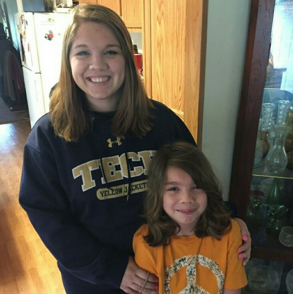 Meet your Posher, Mindy - Picture 5 of 5